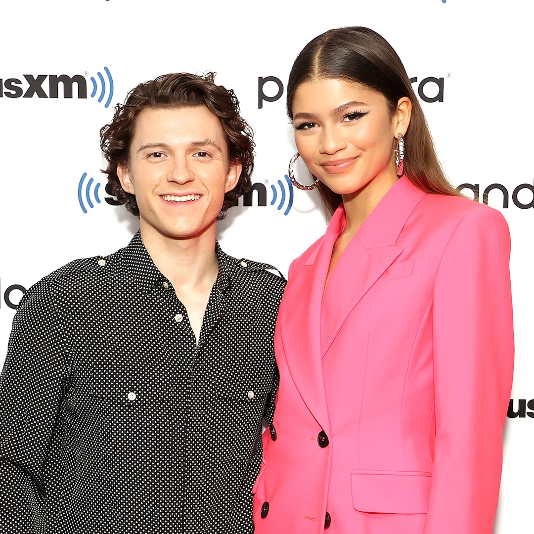 Zendaya Keeps Tom Holland Close With a Special Jewelry Tribute